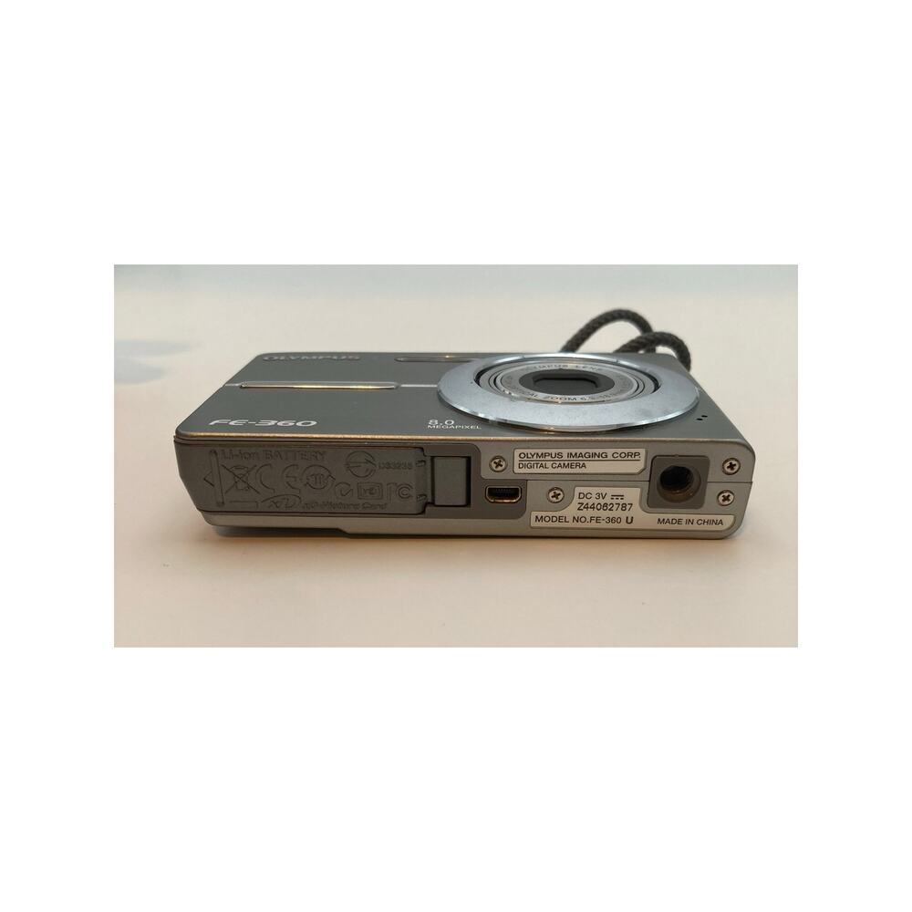 Olympus FE-360 8.0MP Digital Camera Silver PLEASE READ! Untested - Picture 6 of 12